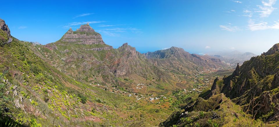 Randonnées sur São Nicolau et Fogo et farniente sur l'île de Sal : volcan, vallées verdoyantes et baignades... 