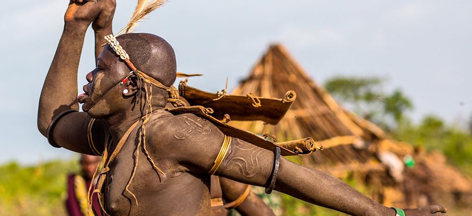 Immersion et partage chez les peuples de l'Omo : Ethnies Bodi, Suri, Mursi, Hamer...circuit spécial "cérémonies traditionnelles" !